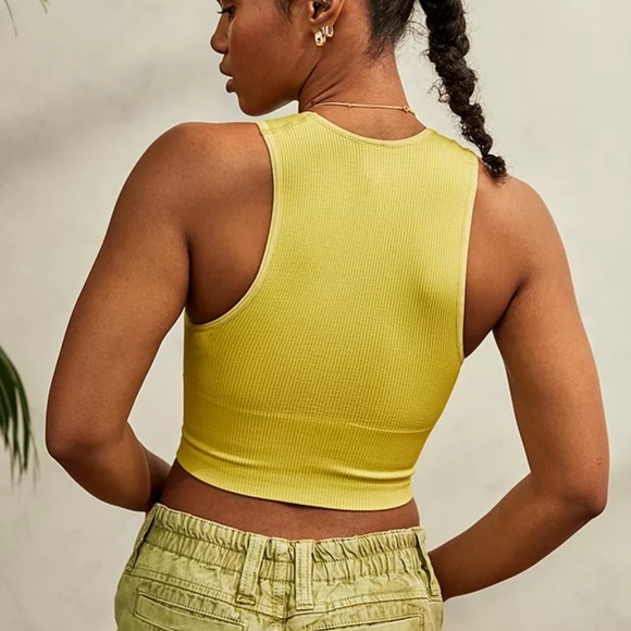 Josie Recycled Ribbed V-Neck Crop Top - Picture 3 of 6